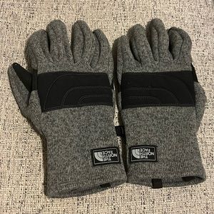 North Face Men’s Touch Screen Winter Gloves